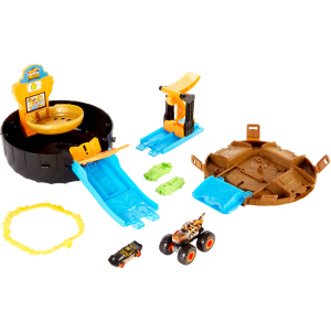 Игровой набор Hot Wheels Трюки в шине серии "Monster Trucks" (GVK48) лучшая модель в Николаеве